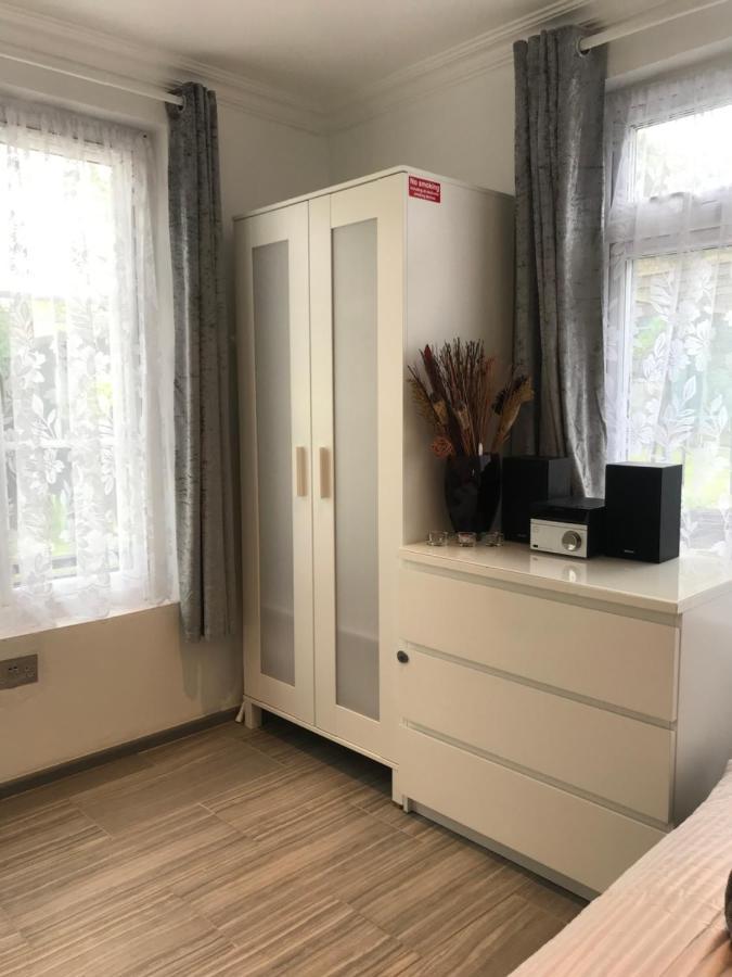 Studio Apartment Rainham  Buitenkant foto